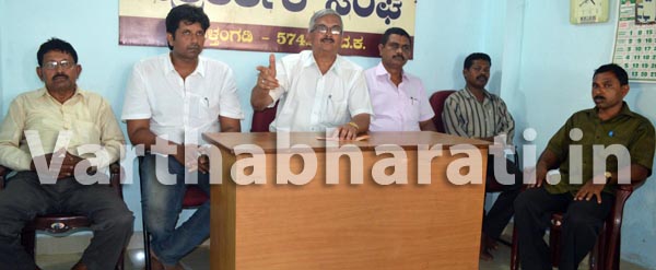 ಉಸ್ತುವಾರಿ ಸಚಿವರು ತಮ್ಮ ವರ್ತನೆಯನ್ನು ತಿದ್ದಿಕೊಳ್ಳಬೇಕು ಇಲ್ಲ ಸಚಿವ ಸ್ಥಾನಬಿಟ್ಟು ತೆರಳಬೇಕು - ಪ್ರತಾಪಸಿಂಹ ನಾಯಕ್